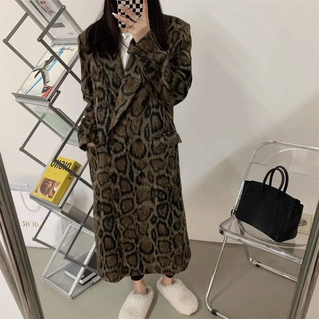 Advbridge Double-breasted leopard print suit woolen coat for women 2024 winter new style loose silhouette mid-length woolen coat trendy Faux Fur Real Fur Shearling Advbridge Double-breasted leopard print suit woolen coat for women 2024 winter new style loose silhouette mid-length woolen coat trendy Faux Fur Real Fur Shearling