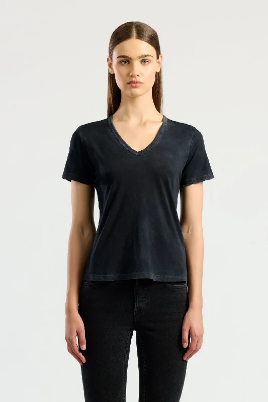 Standard V-Neck Tee Asymmetrical Pockets Print