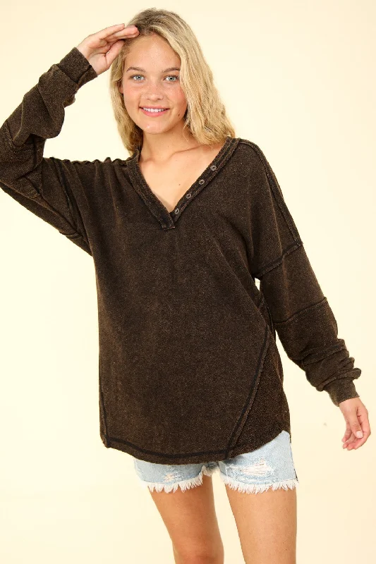 VERY J Washed V-Neck Exposed Seam Knit Top Ash Gray Knit Top