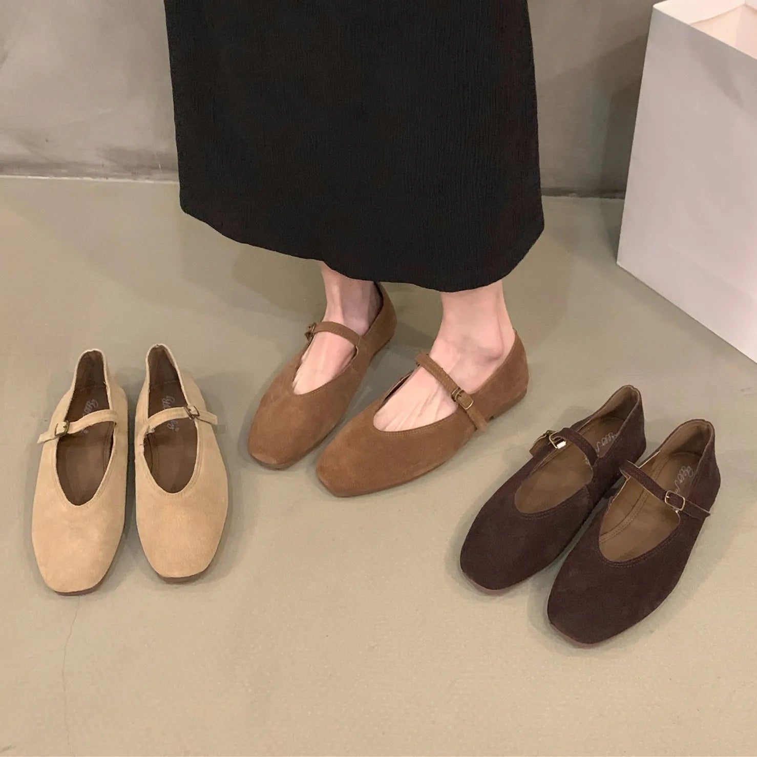 Spring New Brand Women Flats Round Toe Shallow Slip On Ladies Casual Ballet Shoes Soft Leather Eelgant Dress Shoes Tunics Stylish elegant